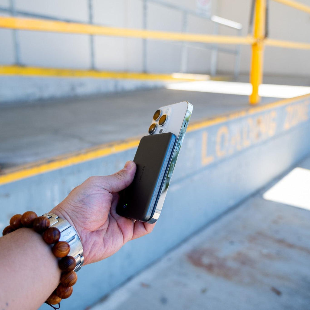 Magnetic Wireless Power Bank – Fast Charging - Xdovia Store