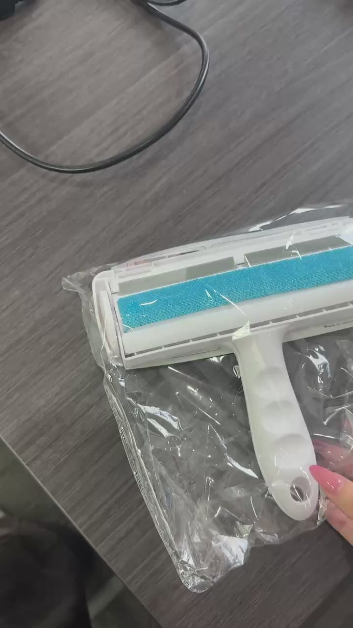Self-Cleaning Pet Hair Remover Roller